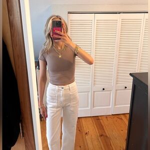 Aritzia Babaton contour T-Shirt